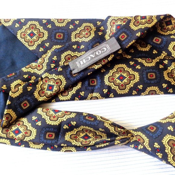 Coach mens Tie 100% silk Multi Color with blue 60" - Picture 5 of 8